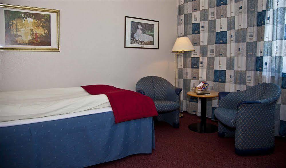 Karlskoga Hotell & Konferens Εξωτερικό φωτογραφία